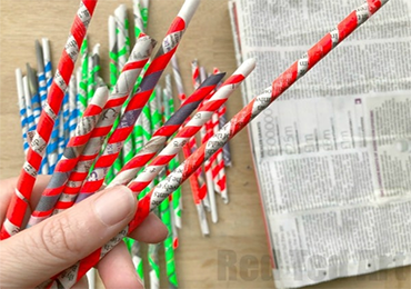 Fully biodegradable non-wet paper straws are available